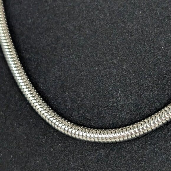 (2/$20) Vintage Snake Chain - Picture 2 of 5